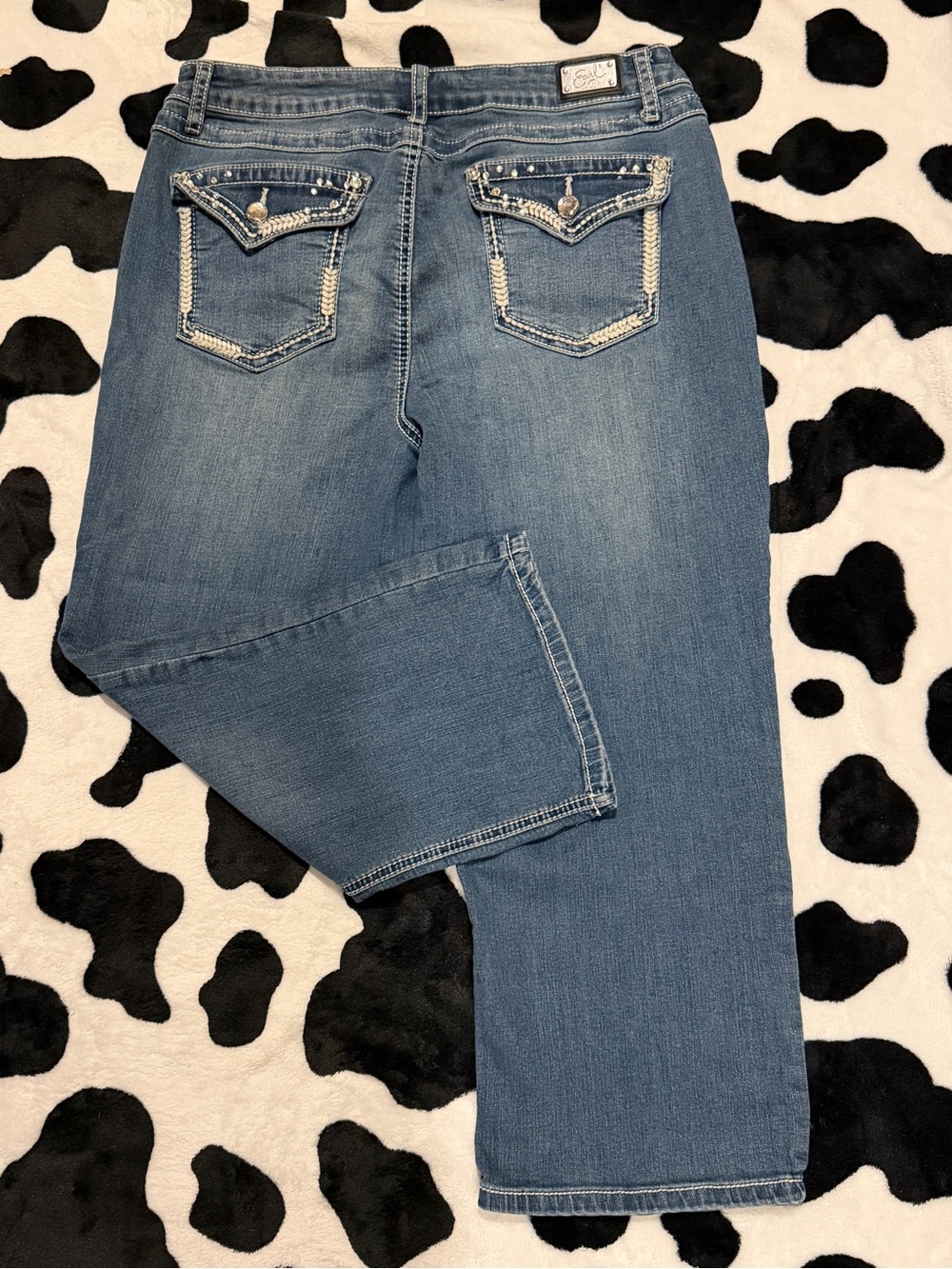 Earl Jean Rhinestone Flap Pocket Capri Jeans 14 - Picture 2 of 9